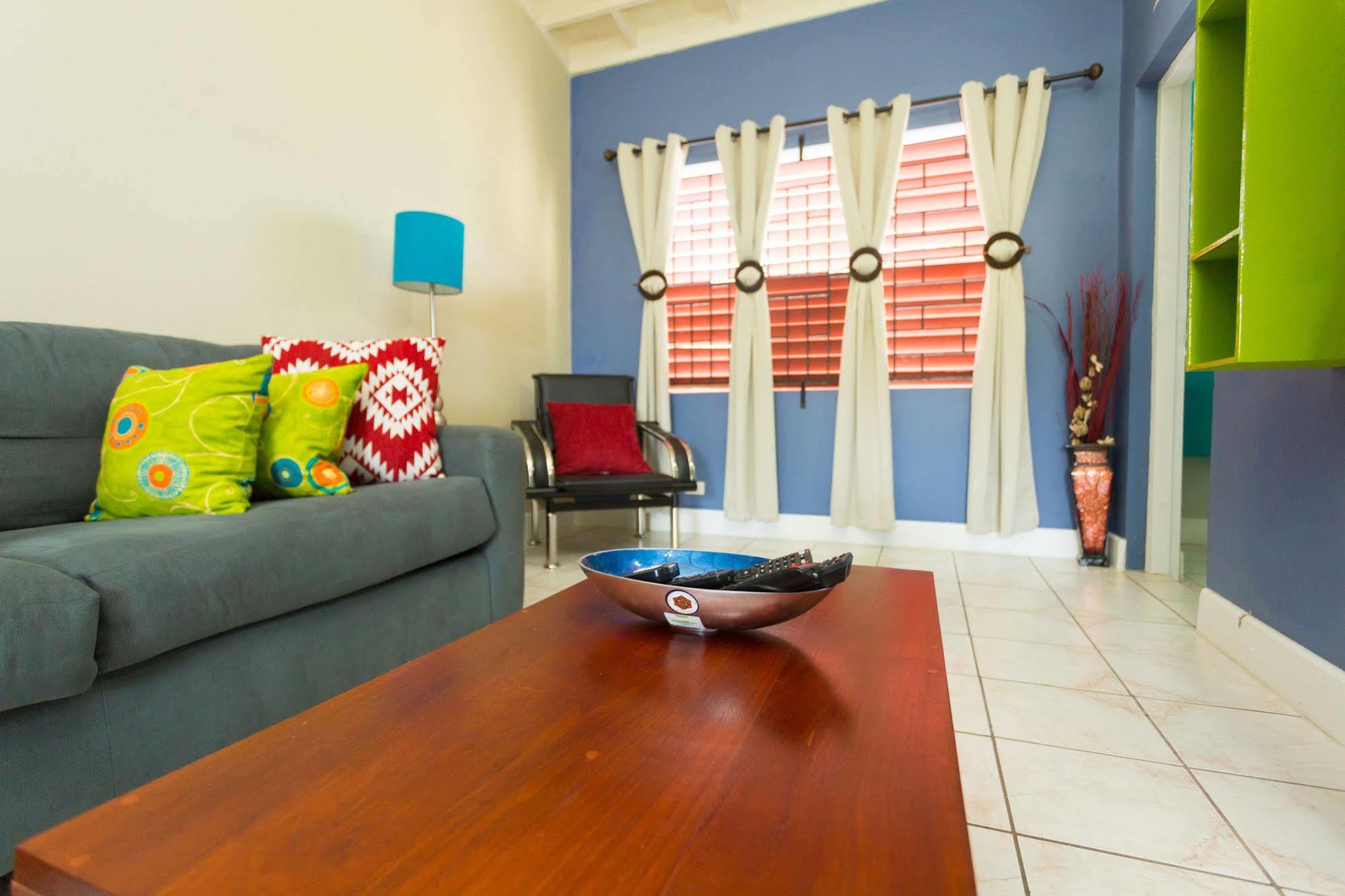 Casa Tamar Guest Apartment 킹스톤 외부 사진
