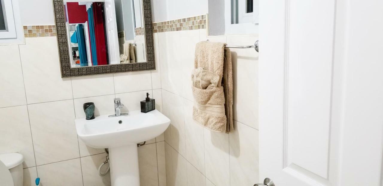 Casa Tamar Guest Apartment 킹스톤 외부 사진
